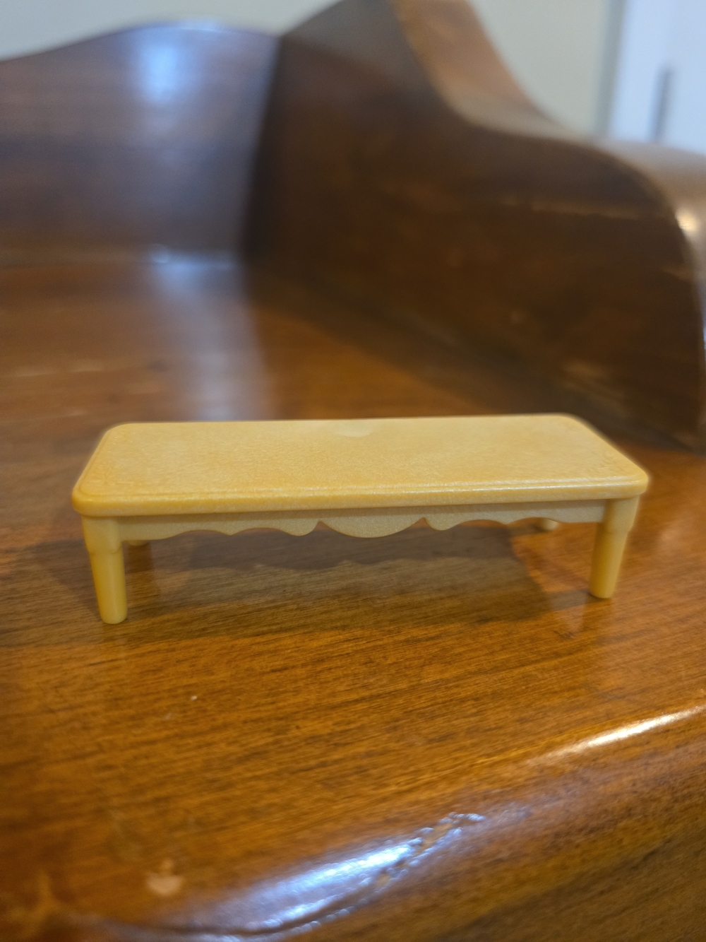 Calico Critters Sylvanian Families Red Roof Cozy Cottage Kitchen Table Bench